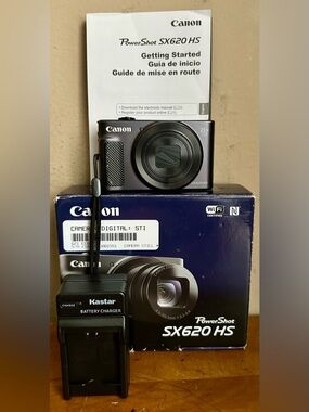 Canon PowerShot SX620 HS 20.2MP Compact HDMI WiFi 25mm Wide Digital Camera Black